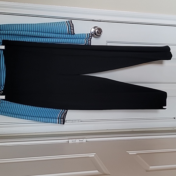 Ming Wang Black and Blue Knit Ensemble SZ Large Pants, Jacket XL - Picture 6 of 14